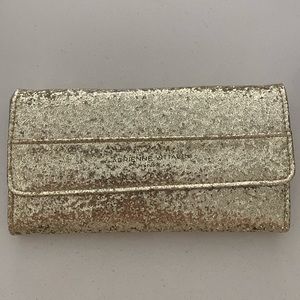 Adrienne Vittadini gold glitter wallet